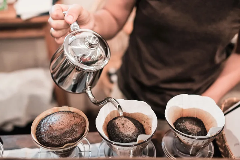 TB2024 06 Web Fkaffetyper Misfarver Tænderne